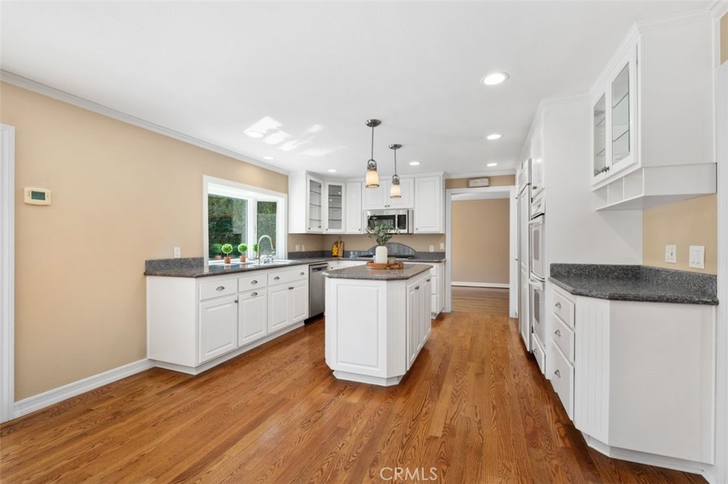 Ef1ce8d4 39d4 4d54 Bc35 58b03b8c3c88