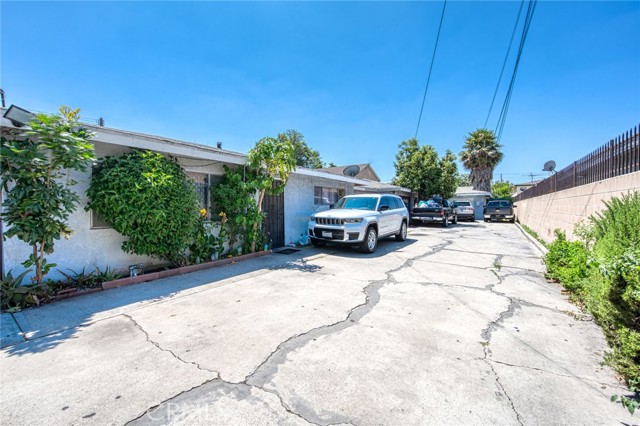 Image 11 of 27 For 4858 Live Oak St.