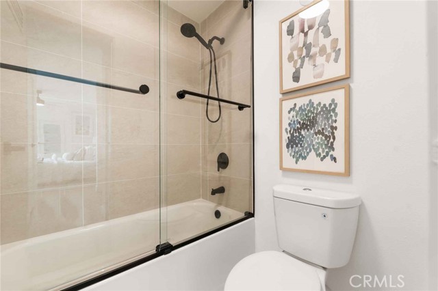 1750 E Ocean Boulevard, Long Beach CA: https://media.crmls.org/medias/ef1df6ae-d6fb-4692-a10e-327ceb56e29f.jpg