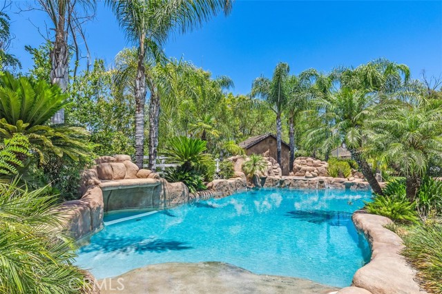 Image 40 of 51 For 30276 Corte Coelho