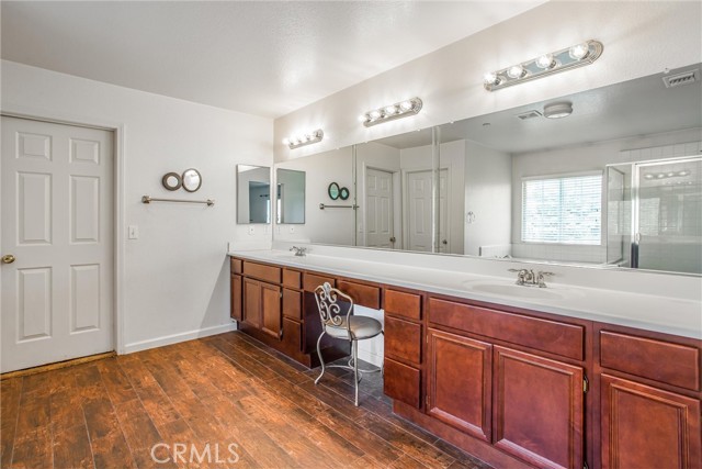 1802 Pummelo Drive, Redlands CA: https://media.crmls.org/medias/ef1e9132-0dc9-48b8-b4e4-3f7ca3360026.jpg