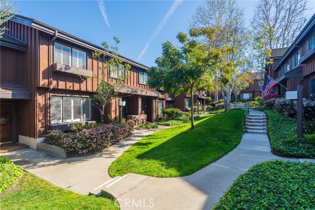 Detail Gallery Image 2 of 27 For 1286 Stonewood Ct, San Pedro,  CA 90732 - 3 Beds | 2/1 Baths