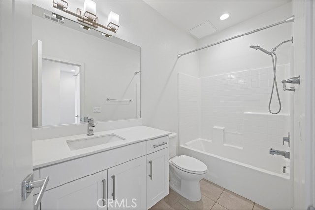 Detail Gallery Image 30 of 37 For 645 W 17th St, Costa Mesa,  CA 92627 - 3 Beds | 2/2 Baths