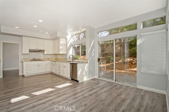 Detail Gallery Image 3 of 22 For 39990 Coliseum Way, Murrieta,  CA 92562 - 5 Beds | 3 Baths