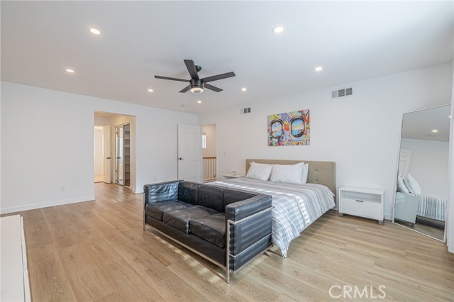 38343 Bonino Drive, Palmdale CA: https://media.crmls.org/medias/ef206c94-645f-41c2-bd76-a1b342406538.jpg