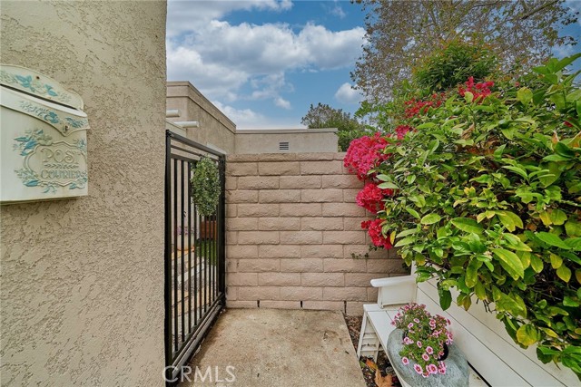 Detail Gallery Image 2 of 36 For 3004 via Buena Vista #C,  Laguna Woods,  CA 92637 - 2 Beds | 2 Baths