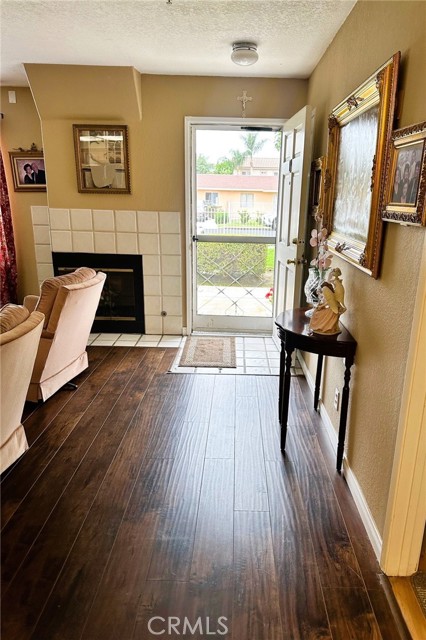 Detail Gallery Image 5 of 10 For 12552 Josephine St #D,  Garden Grove,  CA 92841 - 2 Beds | 2 Baths