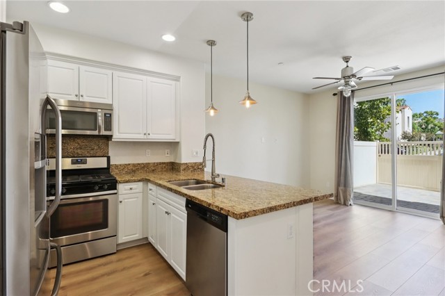 44118 Calle Luz, Temecula CA: https://media.crmls.org/medias/ef22b515-1924-43ed-a8d2-754cdb74819a.jpg