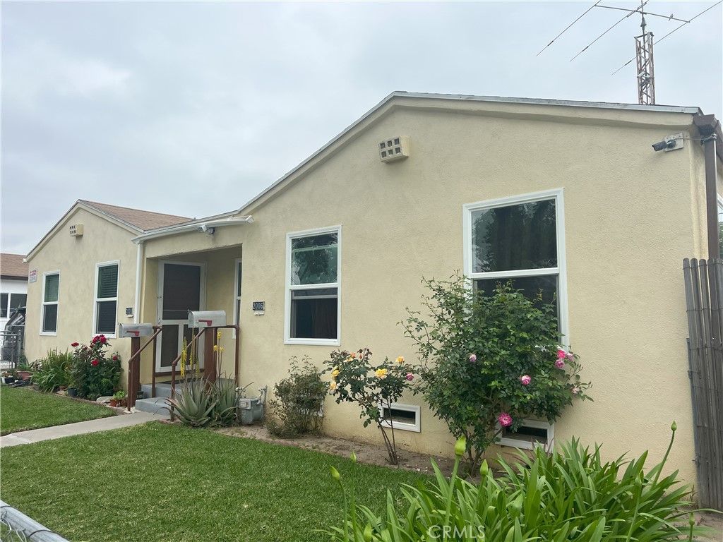 2006 Halladay Street, Santa Ana, CA 92707