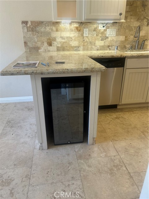 1840 E Avenue J2, Lancaster CA: https://media.crmls.org/medias/ef231e3a-90c2-45dd-86e4-dd387ec8dfaf.jpg