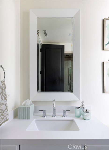 Detail Gallery Image 34 of 38 For 260 Evening Canyon Rd, Corona Del Mar,  CA 92625 - 4 Beds | 4/1 Baths