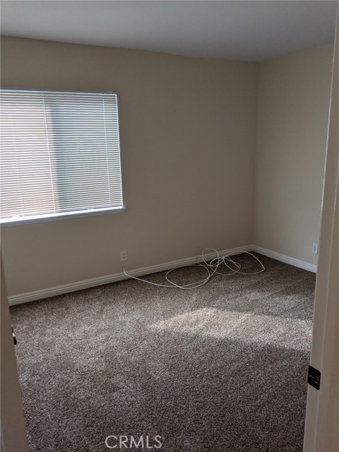 2002 Springcreek Circle, Upland CA: https://media.crmls.org/medias/ef23e2ba-173f-4116-8ad5-c4cc026f93f2.jpg