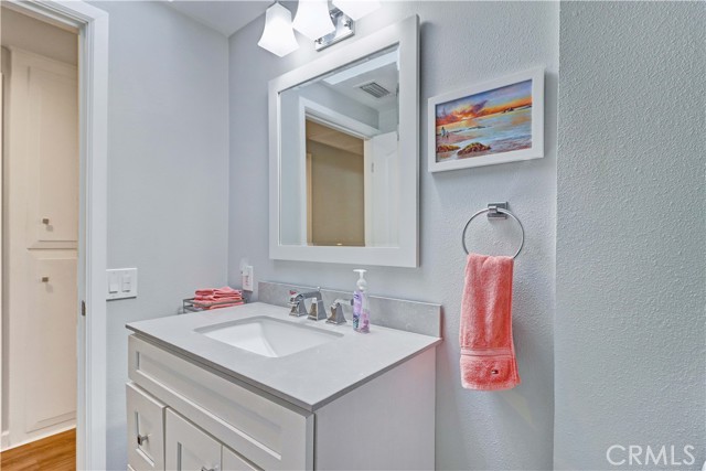 Detail Gallery Image 16 of 33 For 650 Avenida Sevilla #a, Laguna Woods,  CA 92637 - 2 Beds | 2 Baths