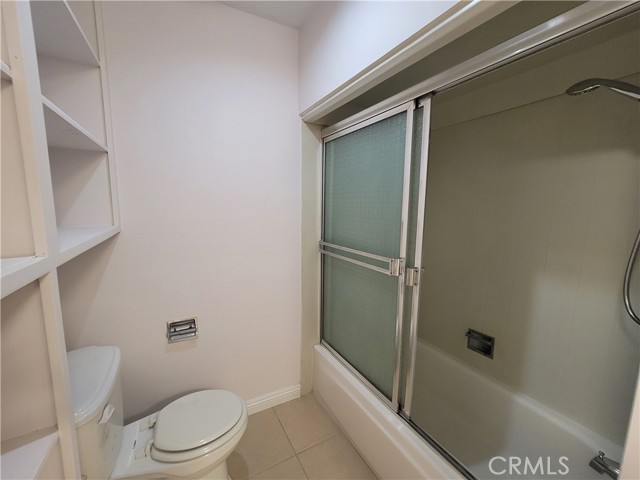 Detail Gallery Image 28 of 40 For 5301 Balboa Bld #E11,  Encino,  CA 91316 - 2 Beds | 2 Baths