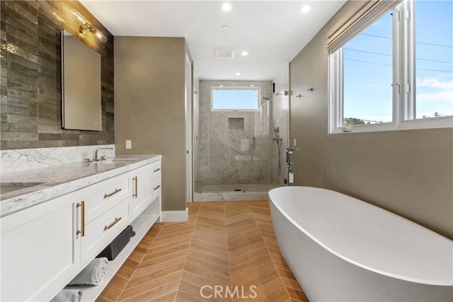 Detail Gallery Image 27 of 47 For 319 1/2 Jasmine, Corona Del Mar,  CA 92625 - 3 Beds | 3/1 Baths