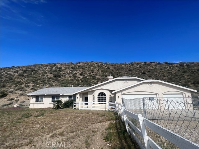 8585 hillsides, Pinon Hills, CA, 92372 8585 hillsides, Pinon Hills, CA, 92372
