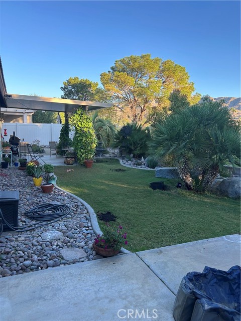 Detail Gallery Image 2 of 9 For 9656 Spyglass, Desert Hot Springs,  CA 92240 - 3 Beds | 3 Baths