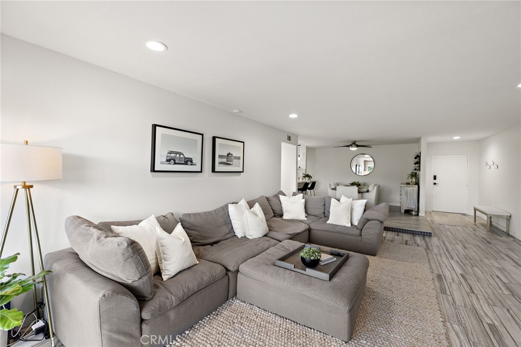 Ef264a7f 0871 4dc2 Aca9 6a8c249b1256