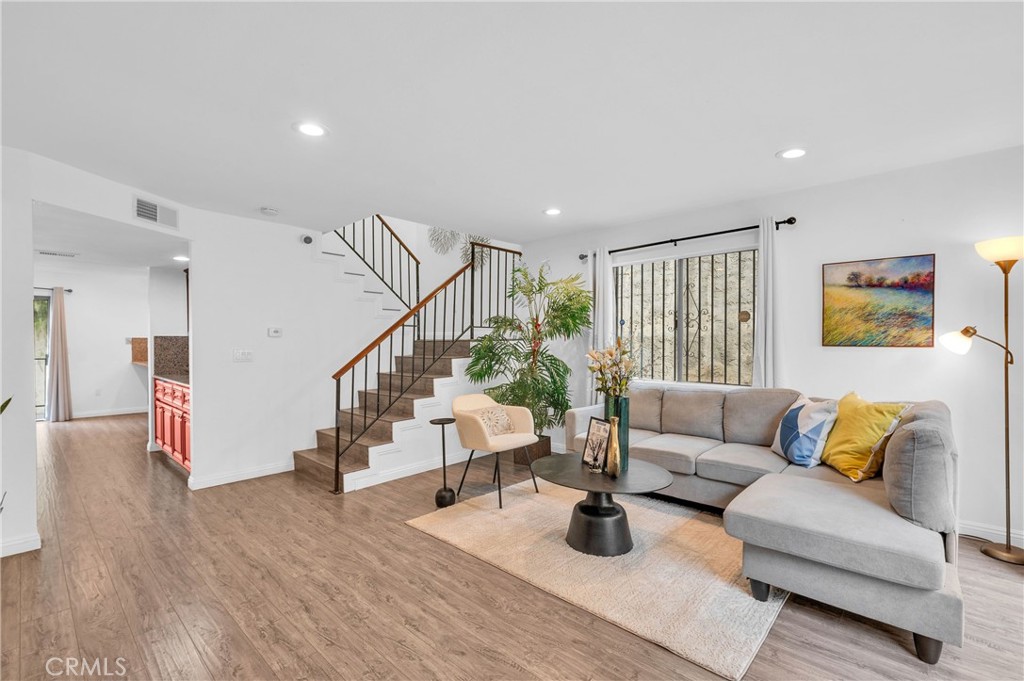 406 S Garfield Avenue #4