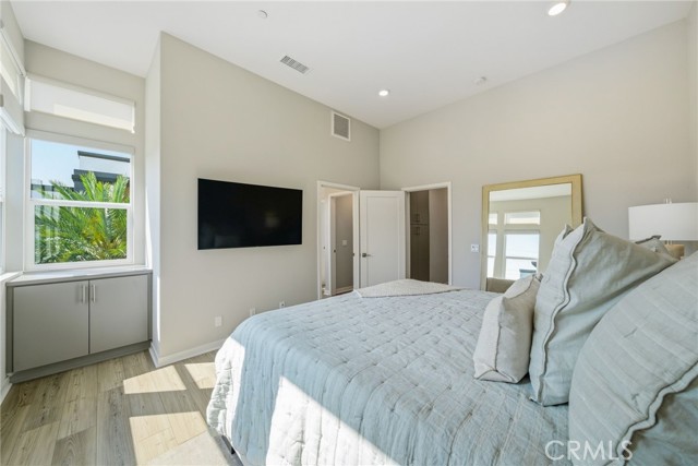 Detail Gallery Image 19 of 43 For 760 S Grable, Orange,  CA 92868 - 4 Beds | 3/1 Baths