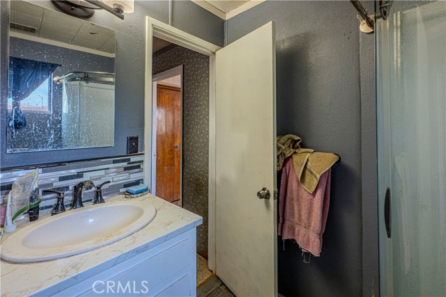 Detail Gallery Image 31 of 38 For 13250 Road 184, Porterville,  CA 93257 - 3 Beds | 2 Baths