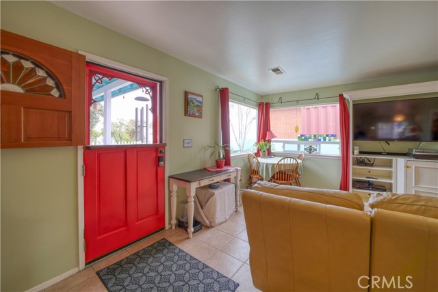 1190 11th Street, Los Osos CA: https://media.crmls.org/medias/ef280710-93f8-409e-8208-76bee3c31a56.jpg