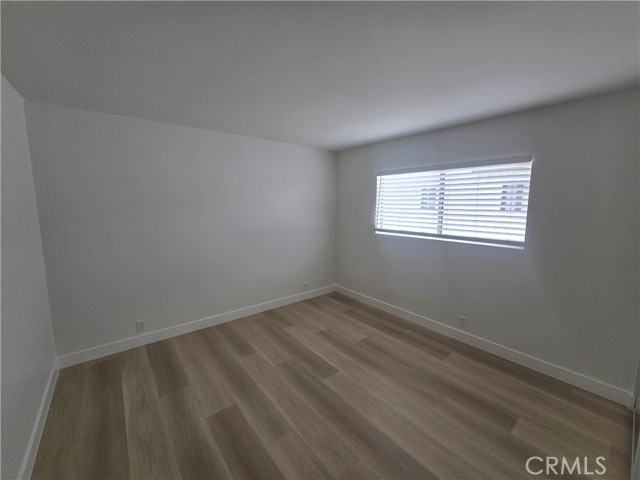 16701 Sims Lane, Huntington Beach CA: https://media.crmls.org/medias/ef2a2dc4-a4e0-41c5-956e-d6351a001e77.jpg