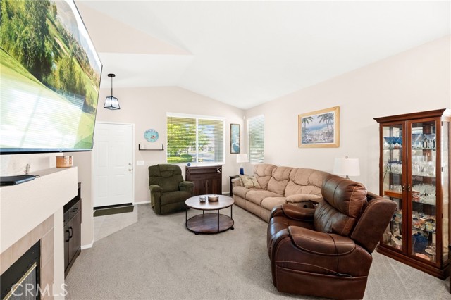 24795 Shady Pine Court, Murrieta CA: https://media.crmls.org/medias/ef2a4549-ff5a-4e07-9585-cd2782c96607.jpg