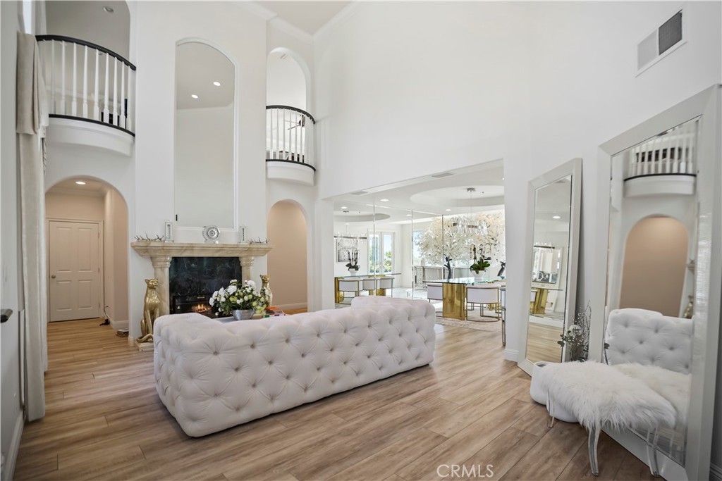 MLS #SR25232796 image #12