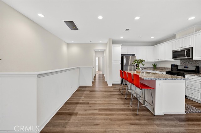 Detail Gallery Image 13 of 48 For 2845 E Berry Loop #33,  Ontario,  CA 91761 - 2 Beds | 2 Baths