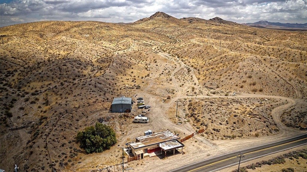 27075 National Trails