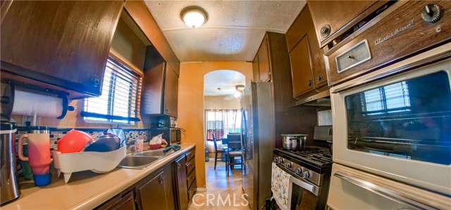 Detail Gallery Image 6 of 19 For 3319 Avalon St. #101,  Riverside,  CA 92509 - 2 Beds | 2 Baths