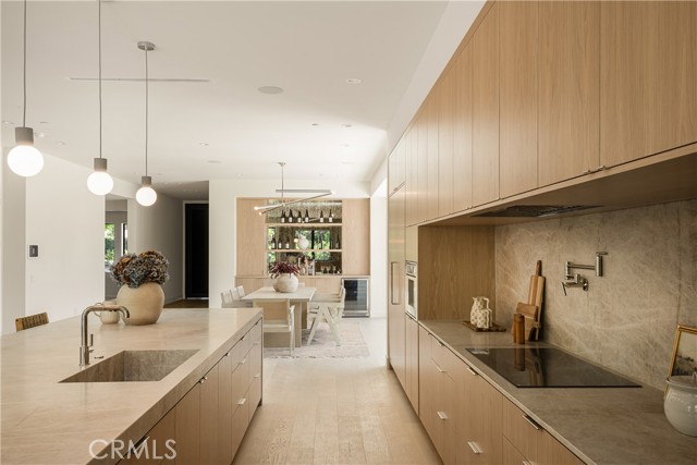 12335 Otsego Street, Valley Village CA: https://media.crmls.org/medias/ef2cde0f-2970-4e78-9151-c4a345e95178.jpg