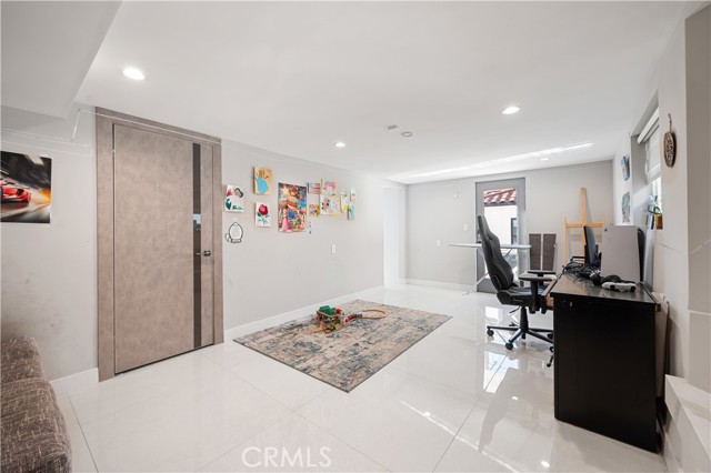 Detail Gallery Image 29 of 53 For 515 La Loma Rd, Glendale,  CA 91206 - 4 Beds | 5 Baths