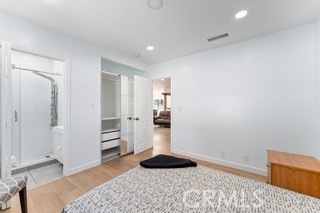 Detail Gallery Image 10 of 12 For 5123 Noble Ave, Sherman Oaks,  CA 91403 - 3 Beds | 4 Baths