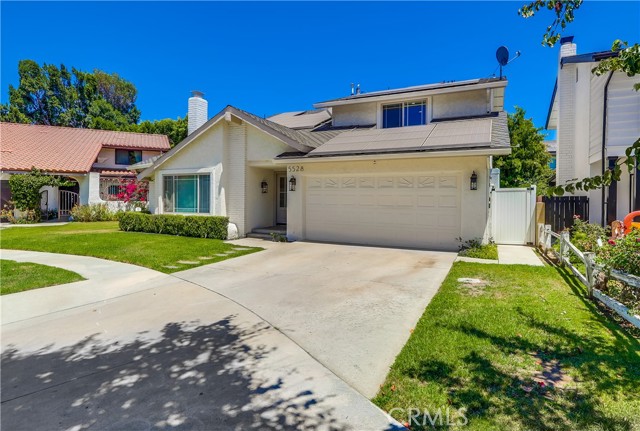 5528 Voletta Place, Valley Village CA: https://media.crmls.org/medias/ef2d9b90-e08e-4ed7-a090-8669a335ee45.jpg
