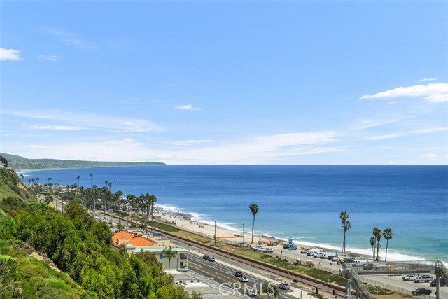34541 Camino Capistrano, Dana Point CA: https://media.crmls.org/medias/ef2e2551-5c40-48c1-88be-db105018ec86.jpg