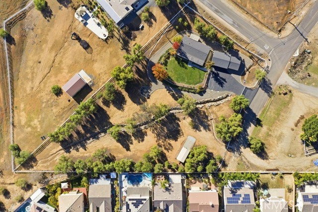 Detail Gallery Image 36 of 39 For 24765 Las Flores Dr, Canyon Lake,  CA 92587 - 4 Beds | 2 Baths