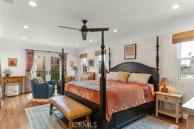 69 Santa Ana Avenue, Long Beach CA: https://media.crmls.org/medias/ef2e923d-cc70-4ae3-ae65-3fcf8407cf22.jpg