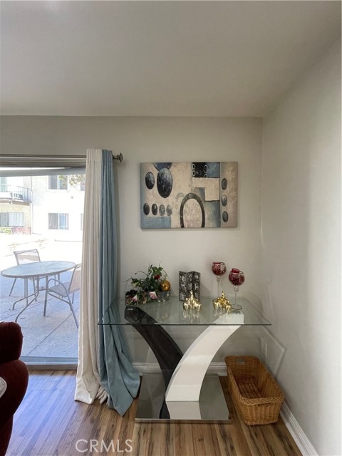 5460 White Oak Avenue, Encino CA: https://media.crmls.org/medias/ef2e9d58-66b3-4c9a-a1ba-a0cbfba19096.jpg