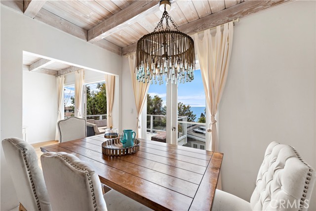 Detail Gallery Image 14 of 27 For 2873 Rounsevel, Laguna Beach,  CA 92651 - 2 Beds | 2 Baths