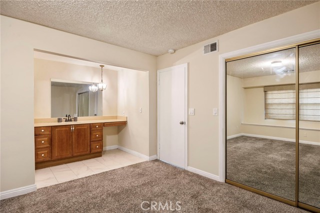 Detail Gallery Image 13 of 25 For 5430 Electric Ave, San Bernardino,  CA 92407 - 4 Beds | 3 Baths