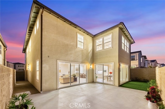 390 Riverbend, Lake Forest CA: https://media.crmls.org/medias/ef2fa66d-dbe4-453f-91e7-f4dd5e28508b.jpg