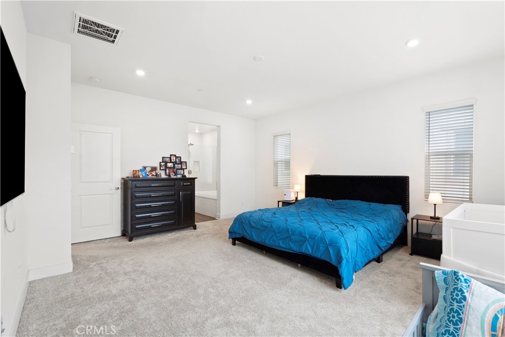 MLS #IV25027900 img 24