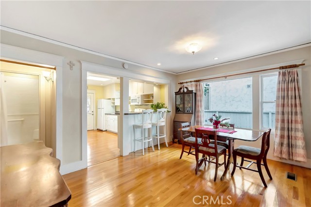 Detail Gallery Image 16 of 33 For 732 Molino, Long Beach,  CA 90804 - 3 Beds | 2 Baths