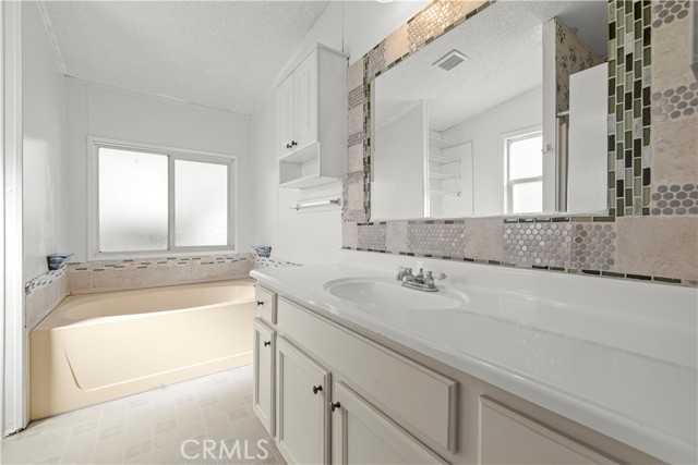 Detail Gallery Image 20 of 42 For 3050 W W Ball #11,  Anaheim,  CA 92804 - 3 Beds | 2 Baths