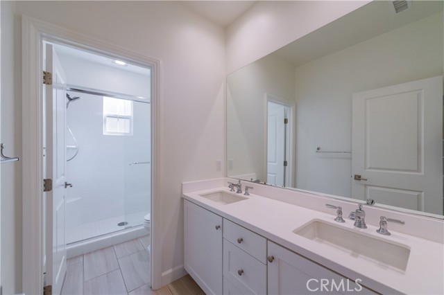111 Omar, Irvine CA: https://media.crmls.org/medias/ef328100-d912-4b3b-8142-06b11062344b.jpg
