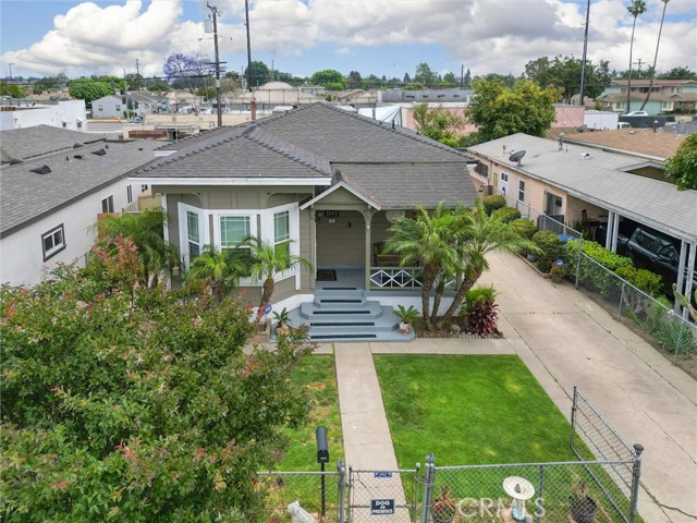 2642 E Washington Street, Carson CA: https://media.crmls.org/medias/ef33c3b7-a798-4ff8-89fd-0e963b8f6d21.jpg