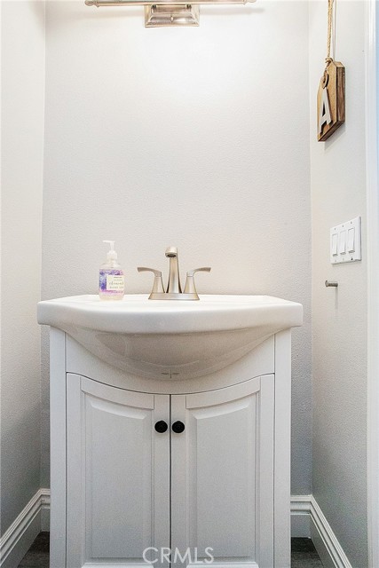 Detail Gallery Image 10 of 25 For 191 Seacountry Ln, Rancho Santa Margarita,  CA 92688 - 4 Beds | 2/1 Baths