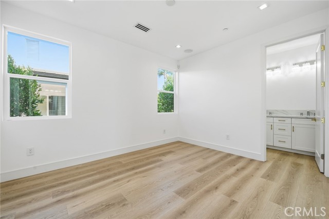 Detail Gallery Image 30 of 35 For 317 Rochester, Costa Mesa,  CA 92627 - 7 Beds | 6/1 Baths